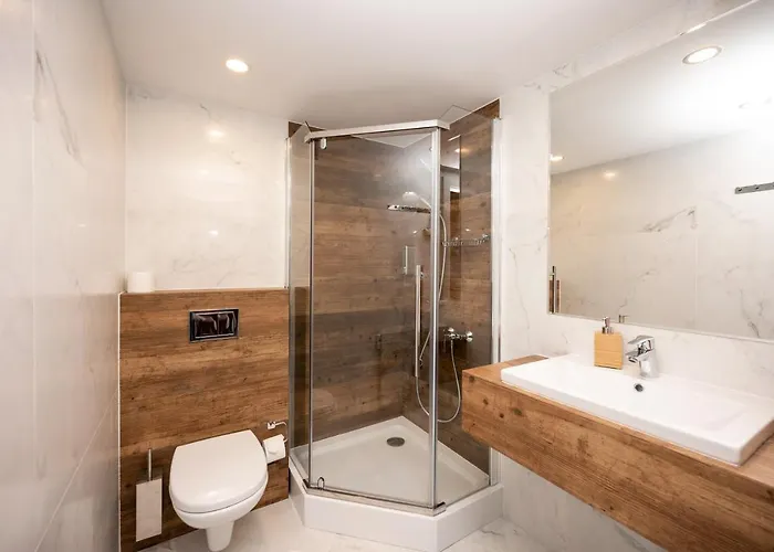 Lejlighedshotel Hive Family House 3*