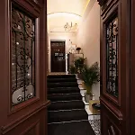 Hive Family House