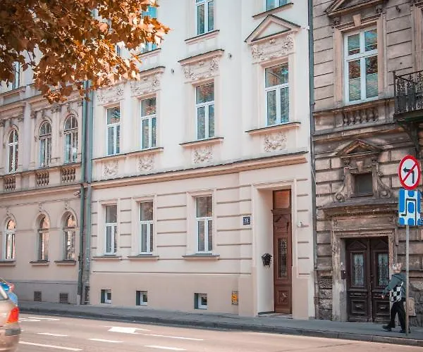 Lägenhetshotell Hive Family House 3*