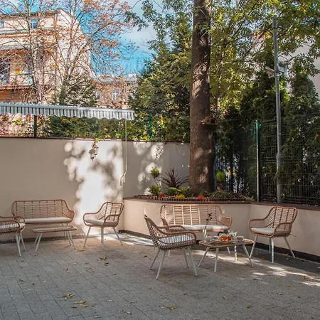Hive Family House 3* Krakov