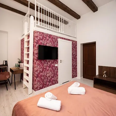 Hive Family House Hotel apartamentowy