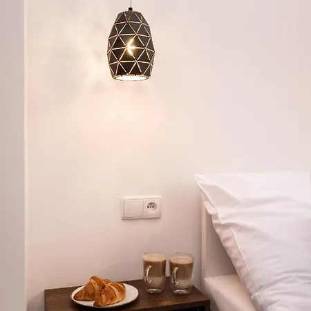 Aparthotel Hive Family House