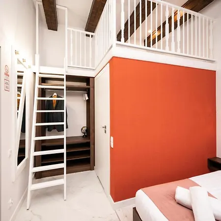 Hive Family House Aparthotel Krakov
