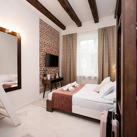 Hive Family House Krasków