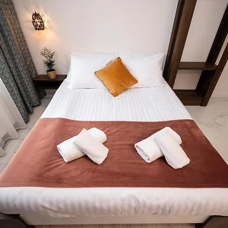 Hive Family House 3* Krakov
