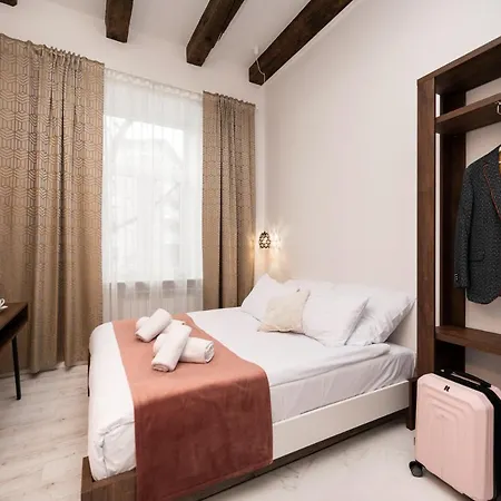 Hive Family House Апарт-отель 3*