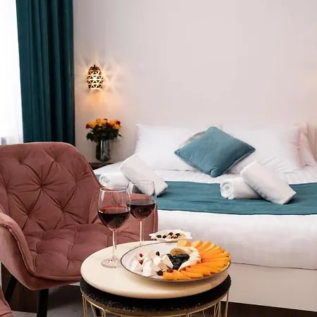 Hive Family House Апарт-отель 3*