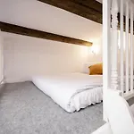 Aparthotel Hive Family House Krakov