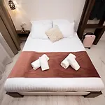 Hive Family House 3*