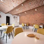 Hive Family House Aparthotel